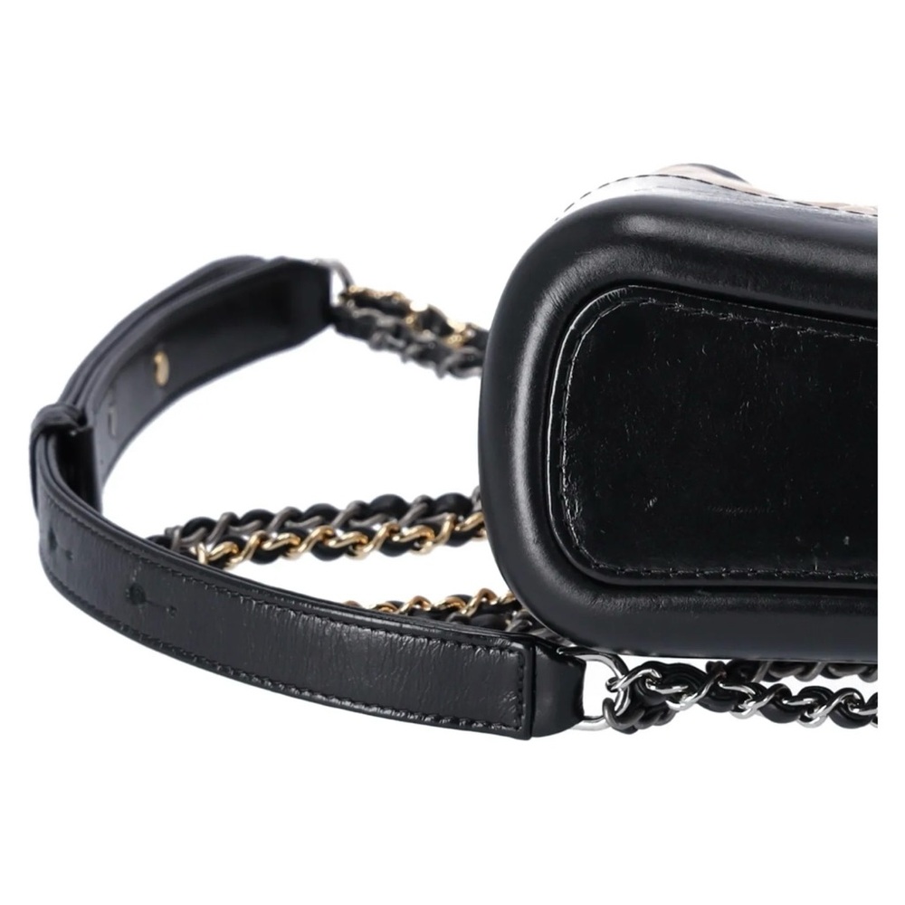 Chanel Small Gabrielle Hobo Bag Black Tan Beige Aged Calfskin Quilted Leather - Picture 6 of 12
